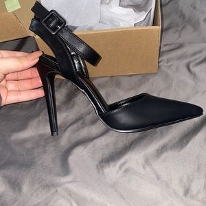 Black Heel
